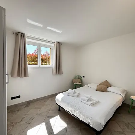 Apartment Casa Karine Swimming Pool And View - Larihome A43 San Siro (Lombardy)